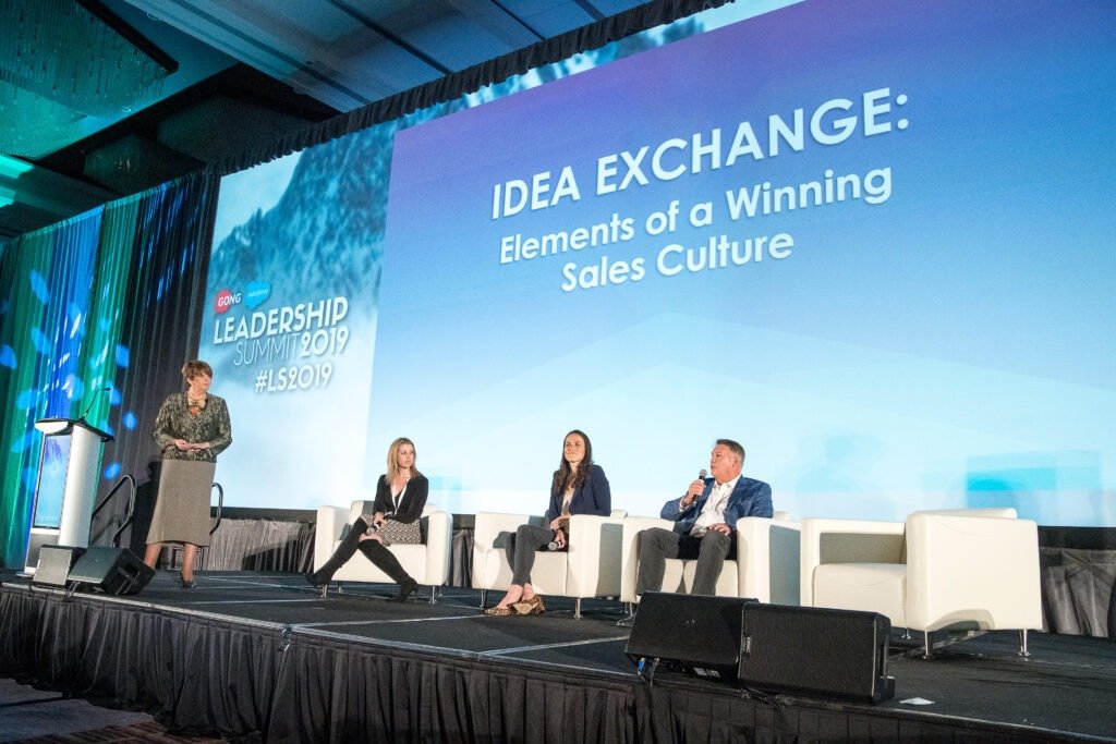 Bernadette McClelland speaking at AA-ISP Chicago Conference